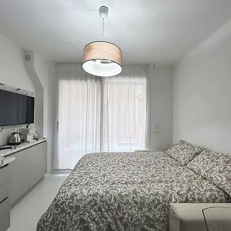 Homeby, Mascarella Patio