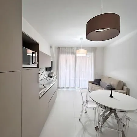 Homeby, Mascarella Patio 公寓 *