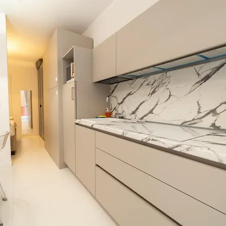 Homeby, Mascarella Patio Bologne