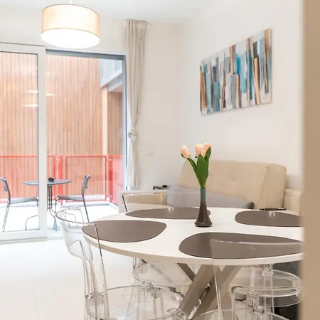 Homeby, Mascarella Patio 公寓 *