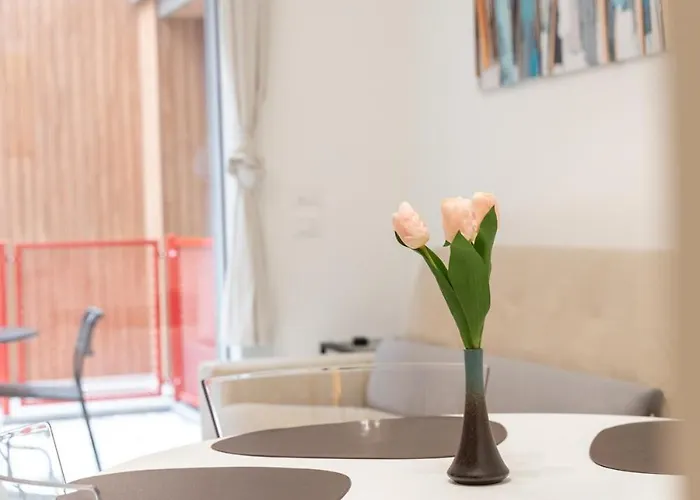 Homeby, Mascarella Patio Apartment Bologna