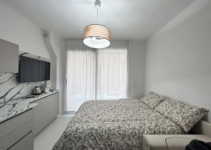 Homeby, Mascarella Patio